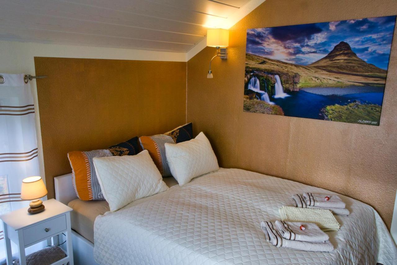 Mycozyplace - Gemuetliches Zimmer Fuer Zwei Dresde Exterior foto
